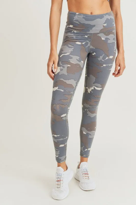 HIGH WAISTED PERFORMANCE LEGGINGS (CAMO)